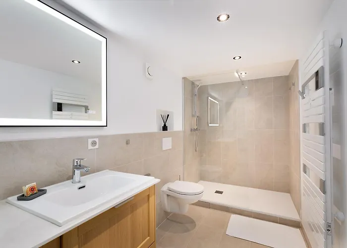 Marais Elegance - 1 Bedroom Lejlighed *